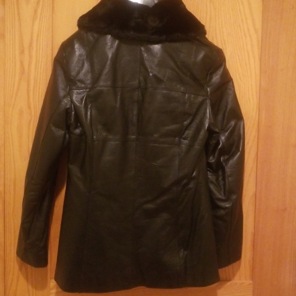 NEW LEATHER & FAUX FUR JACKET - Picture 3 of 3